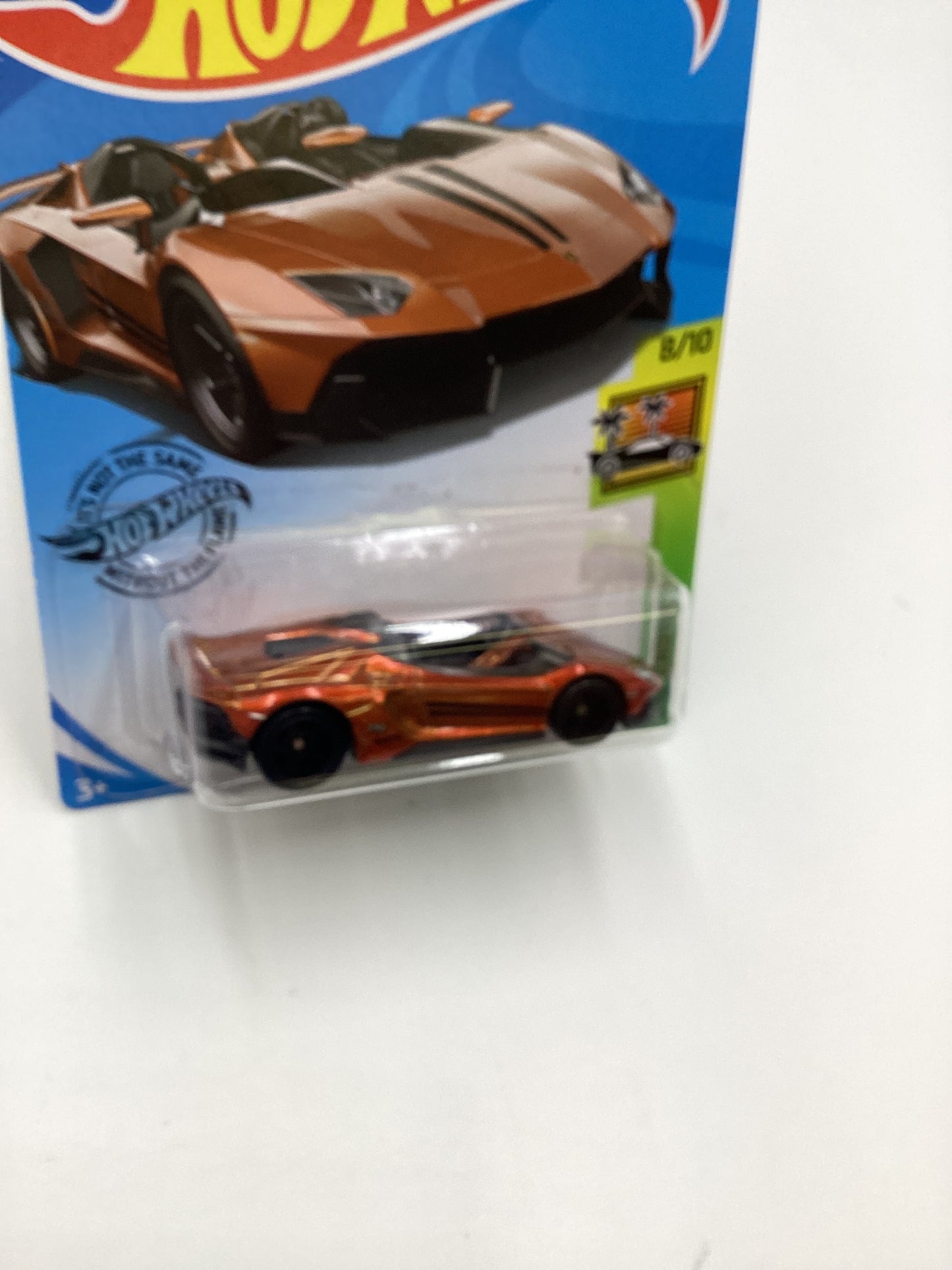 2019 Hot Wheels Super Treasure Hunt #223 Lamborghini Aventador J W/Protector