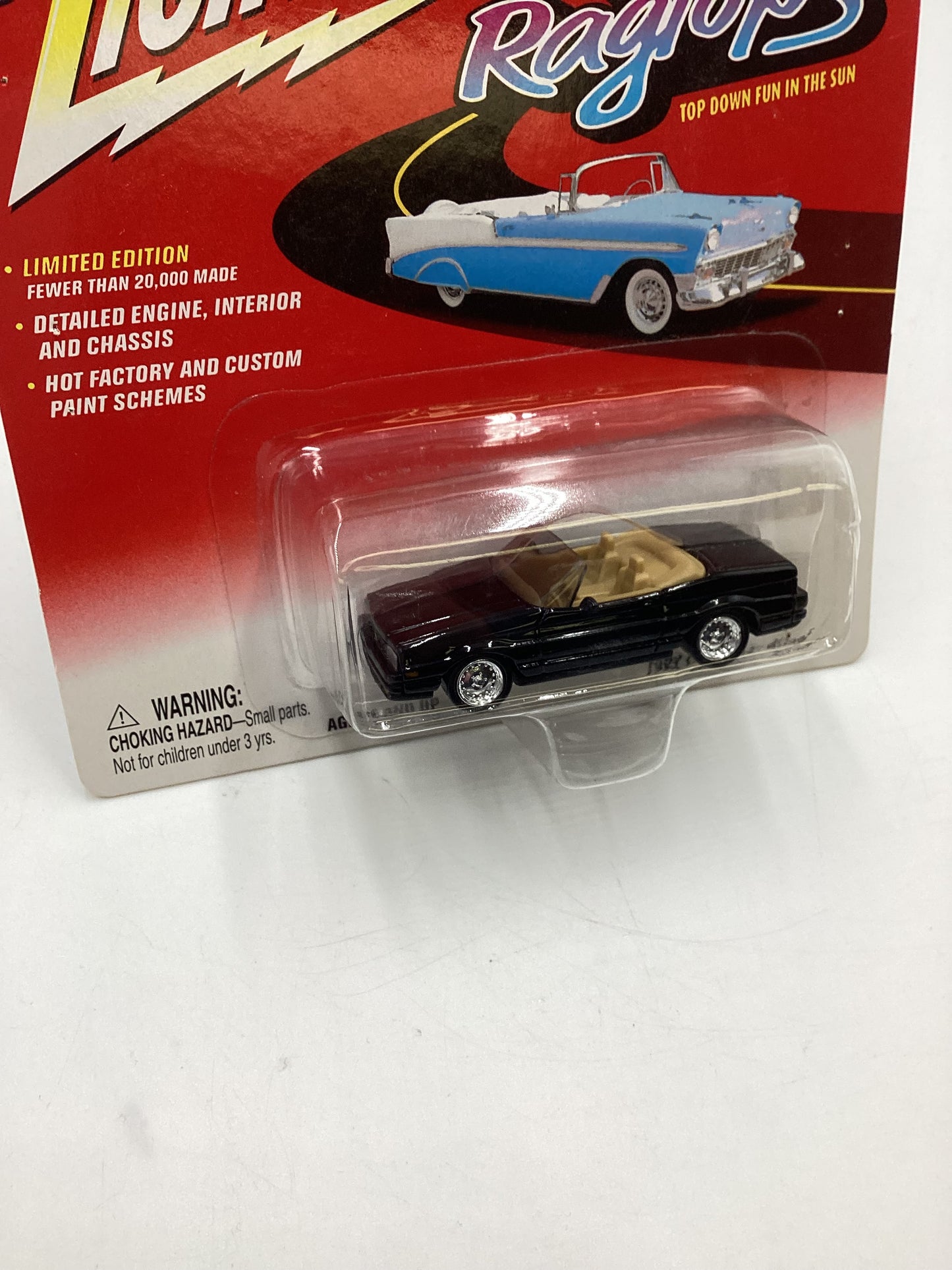 Johnny Lightning Ragtops 1992 Cadillac Allante Black Staple Holes 185D