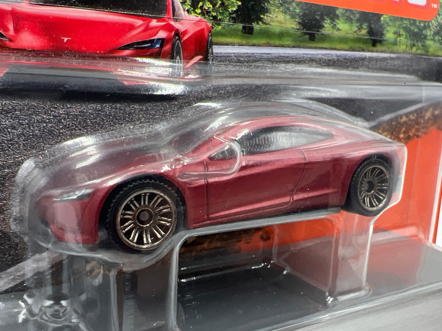 Matchbox Convoys #2 Tesla Semi & Box Trailer / Tesla Roadster Red