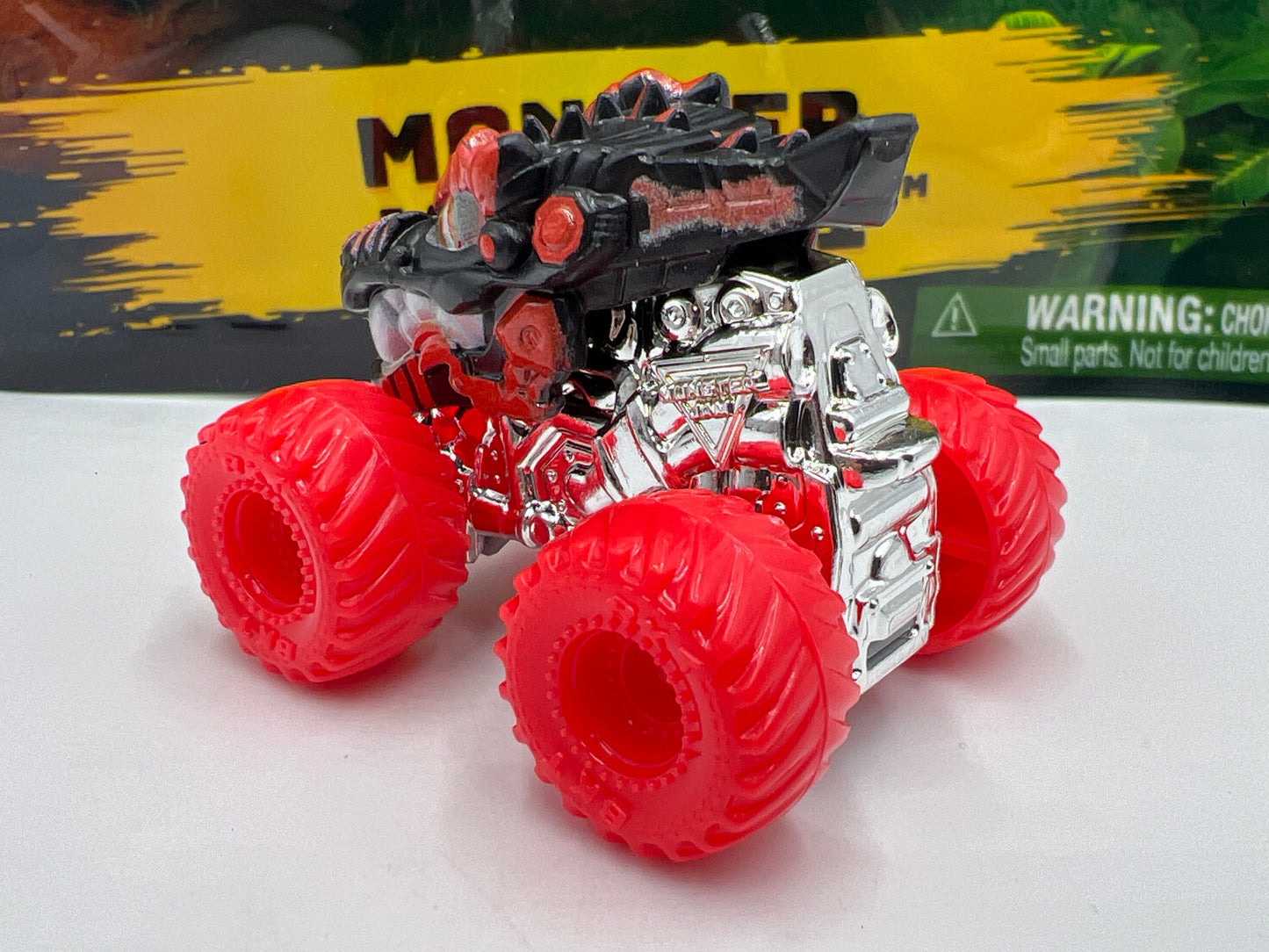 2025 Monster Jam Mini Series 19 CHASE #313 ThunderROARus
