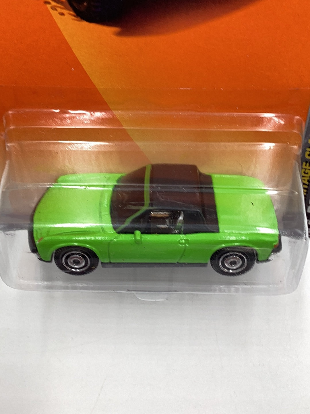 2010 Matchbox #16 71 Porsche 914 Lt green 215A