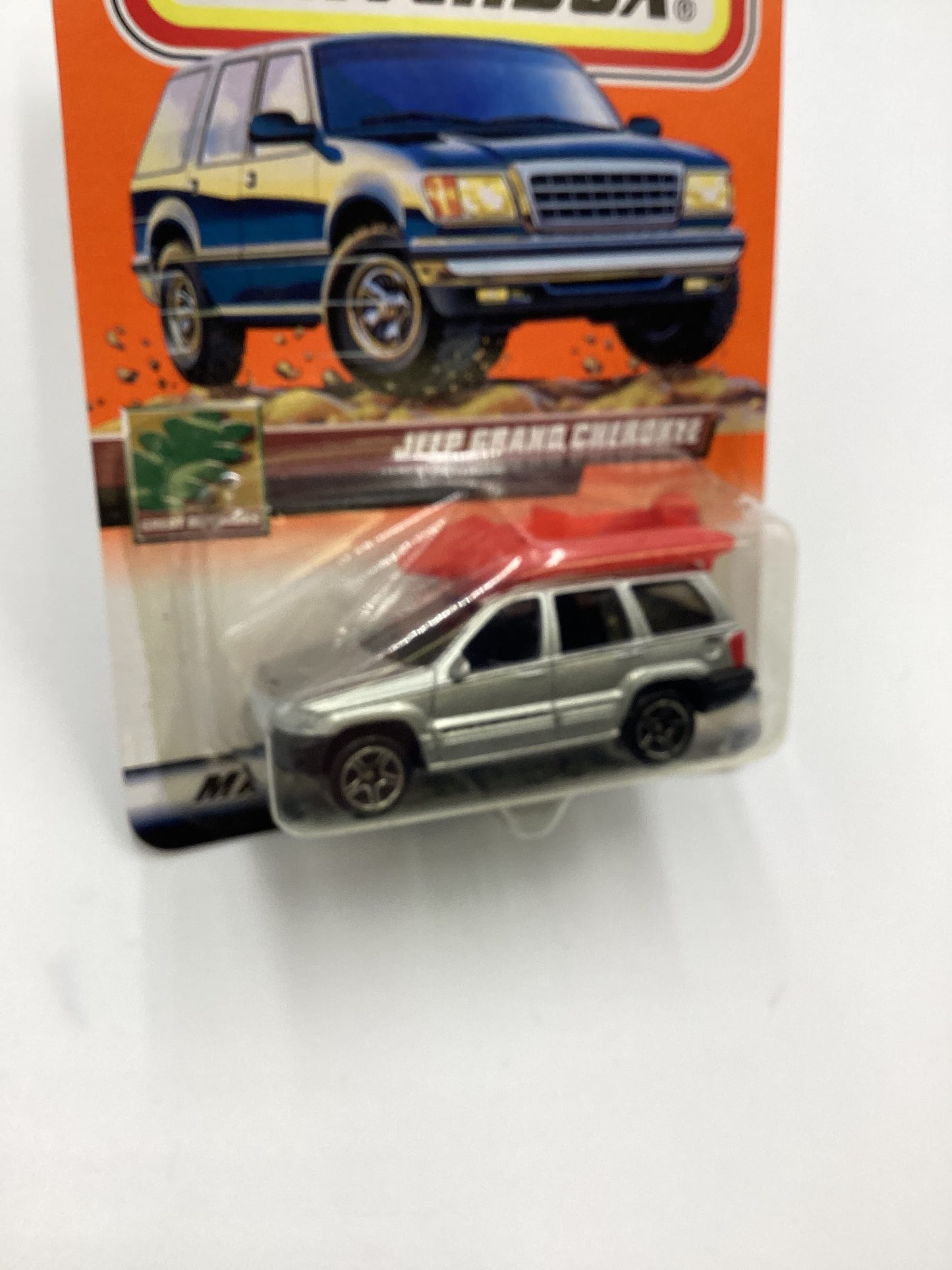 1999 Matchbox #65 Jeep Grand Cherokee Silver W/ Roof Raft 210C
