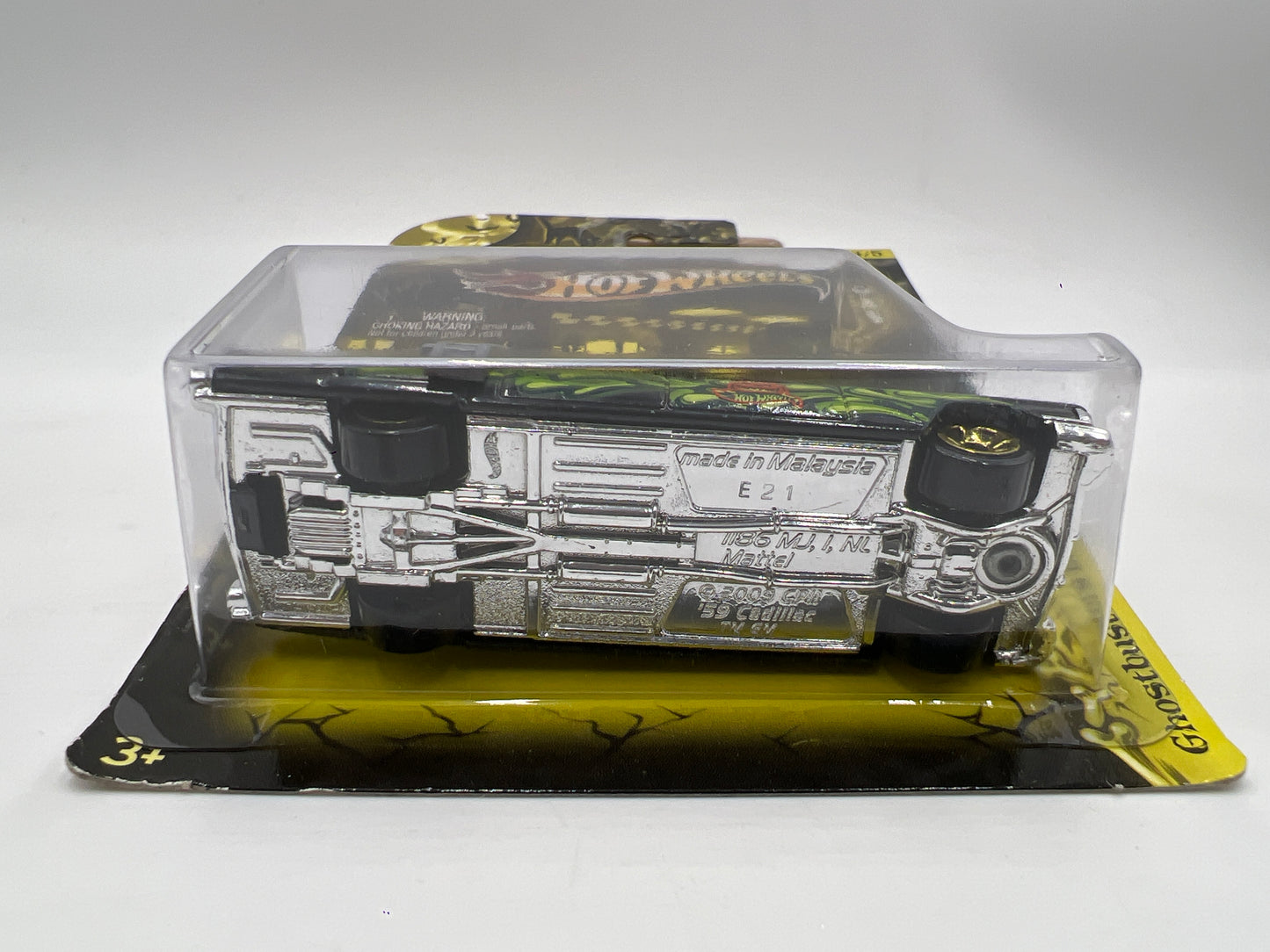 2012 Hot Wheels Kroger Exclusive Happy Halloween Set #4 Ghostbusters Ecto-1 Black W/Protector