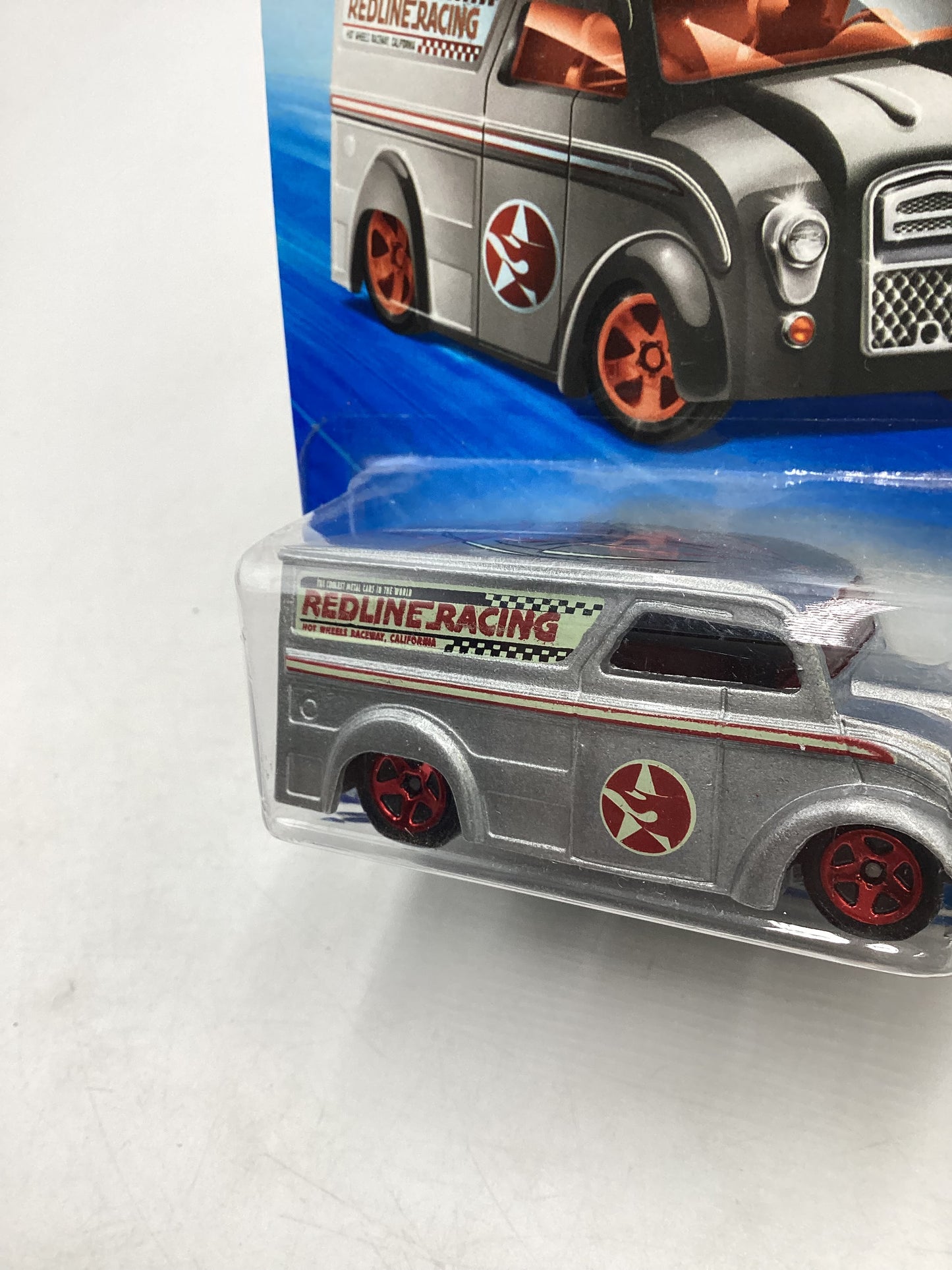 2009 Hot Wheels #158 Dairy Delivery Silver 56B