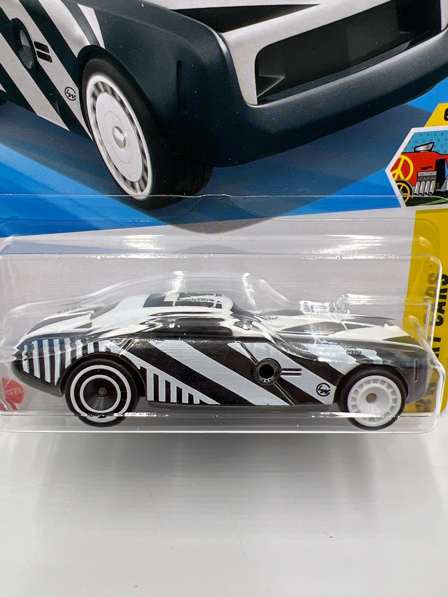2025 Hot Wheels Factory Sealed Super Treasure Hunt #61 Hi-Roller II Black/White W/Protector