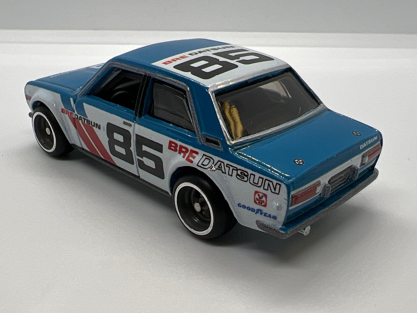 Hot Wheels 1/64 Premium Target 2 Pack Exclusive Datsun Bluebird 510 Blue/White BRE Loose