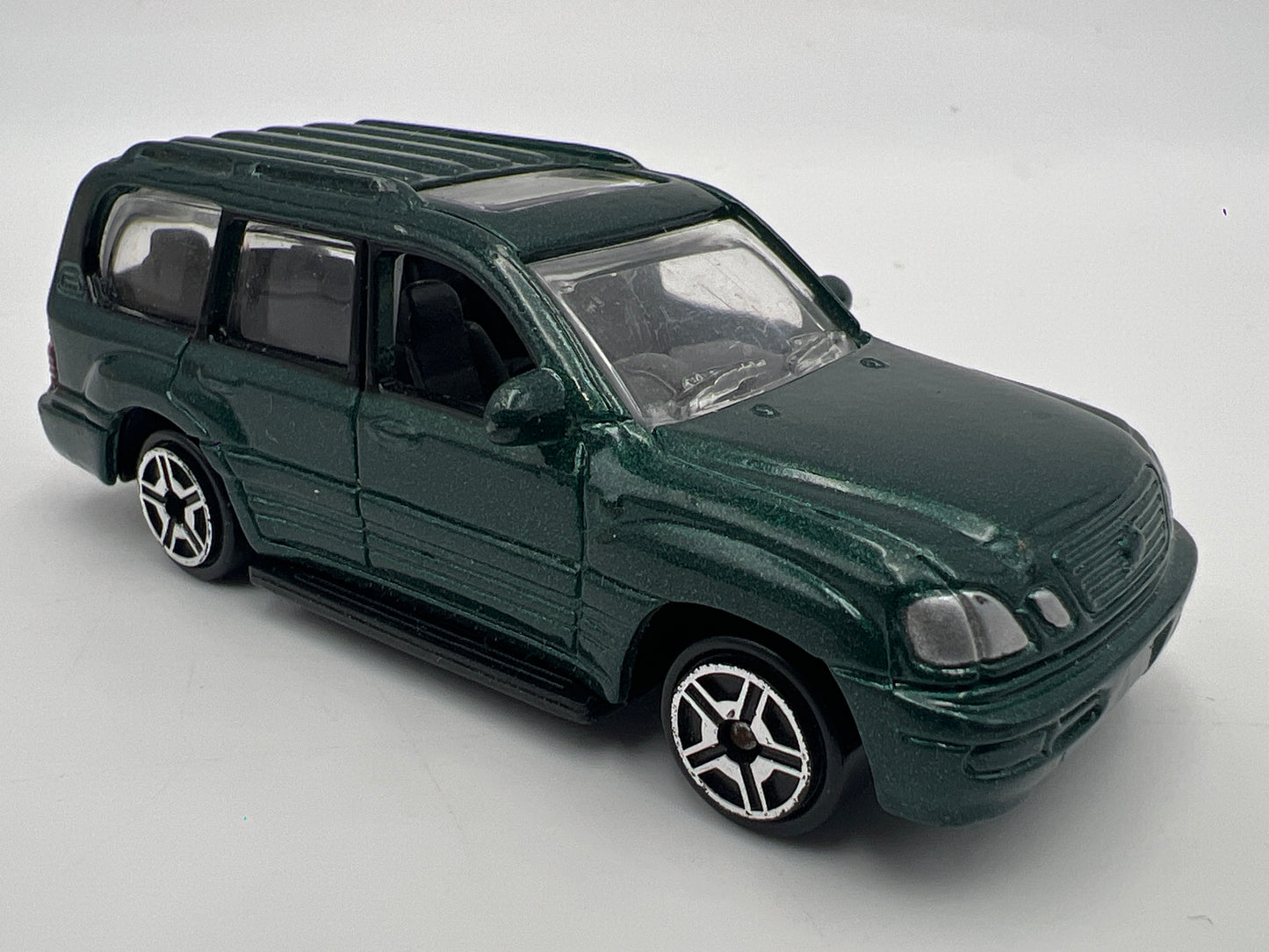 Motor Max 1/64 Scale Toyota Land Cruiser Green Loose