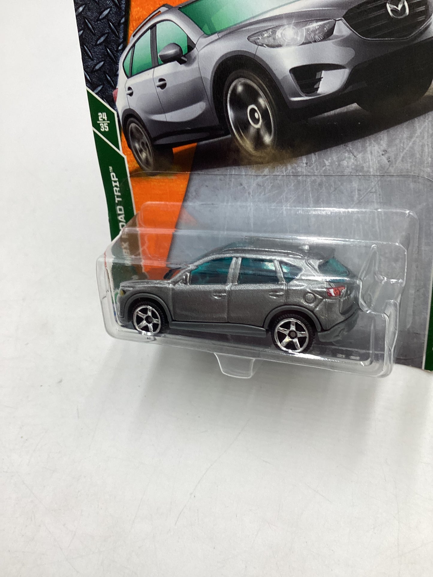 Matchbox MBX Road Trip #24 Mazda CX-5 Gray 208E