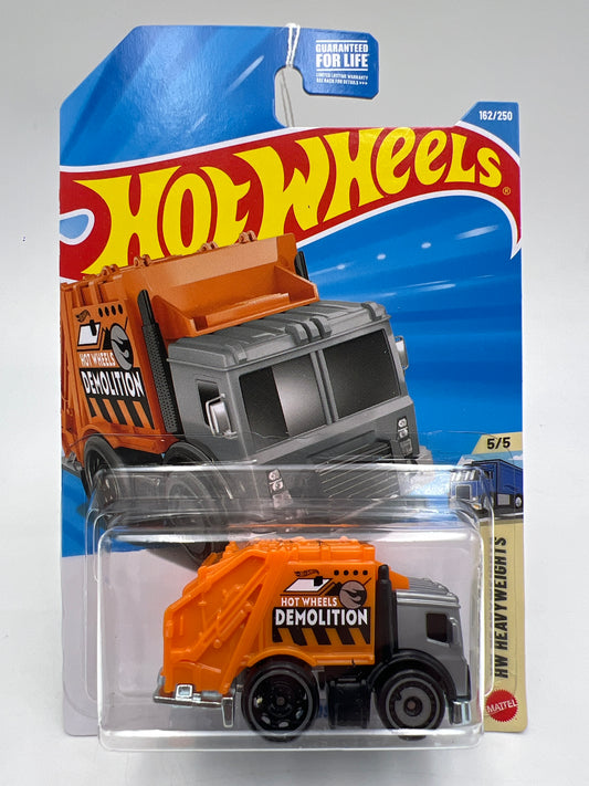 2026 Hot Wheels H Case Treasure Hunt #162 Total Disposal