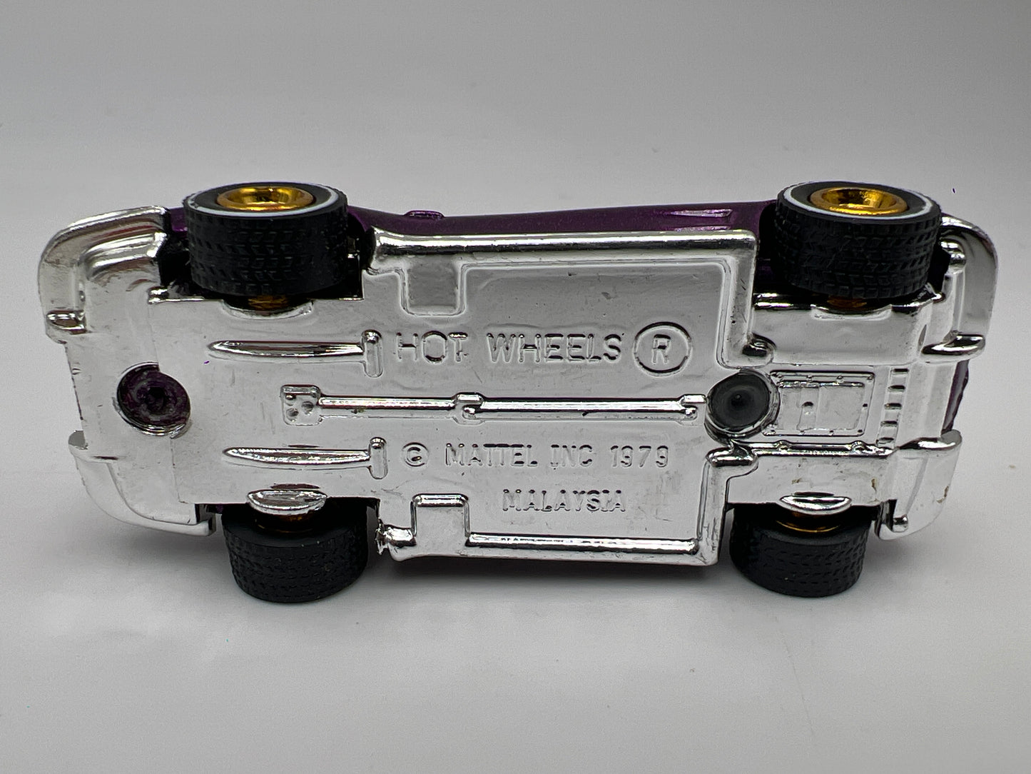 Hot Wheels FAO Schwarz History Of Hot Wheels II Set Split Window 63 Corvette Purple Loose