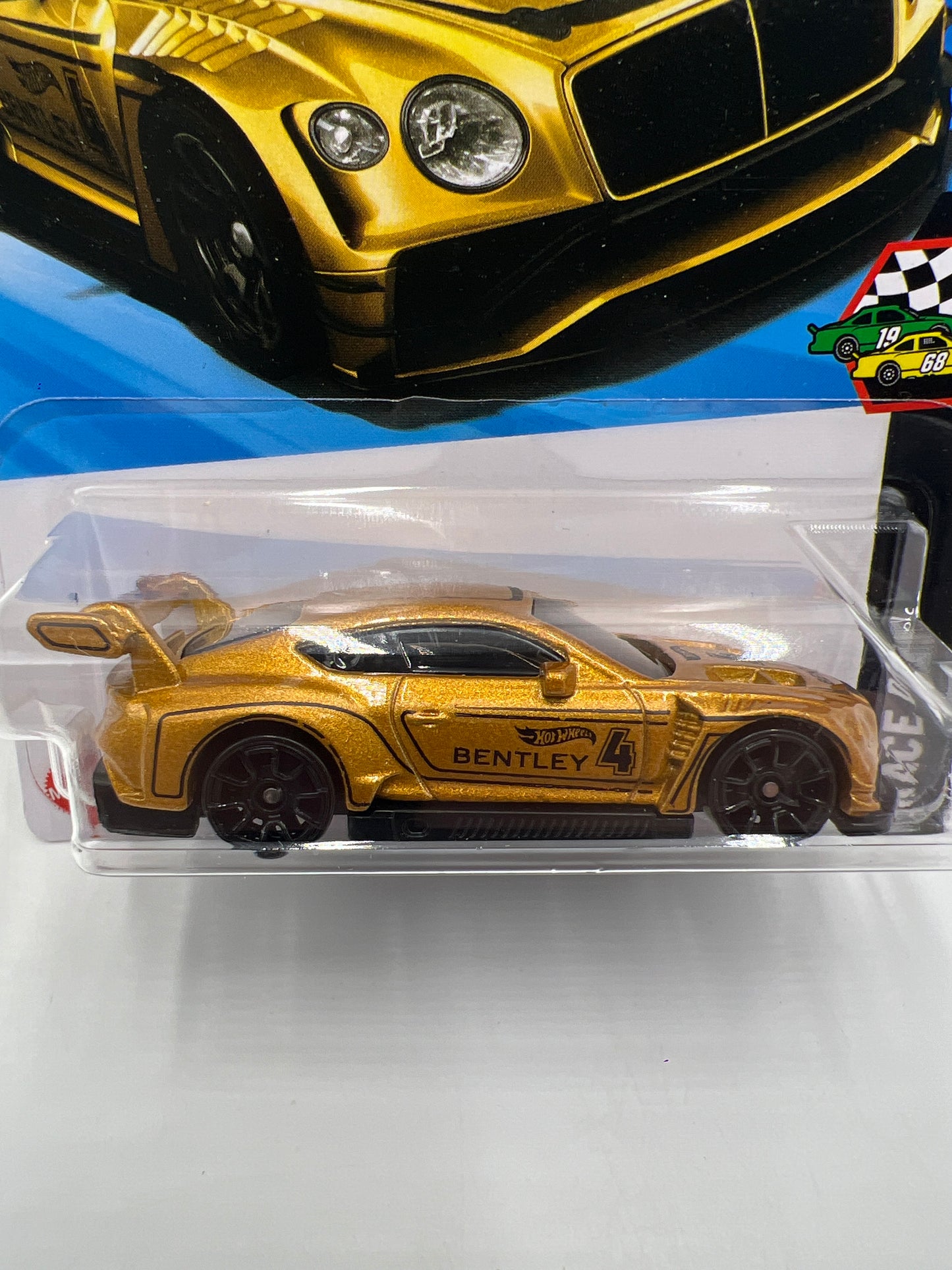 2025 Hot Wheels Q Case Race Day #162 2018 Bentley Continental GT3 Gold 62D