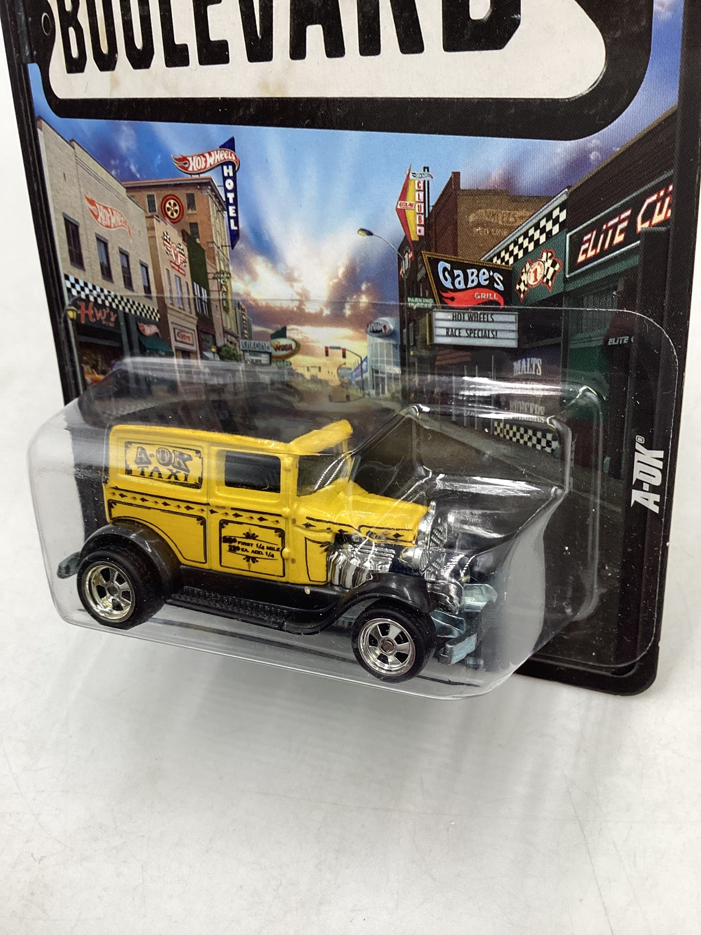 Hot Wheels Boulevard Big Hits A-OK 246A