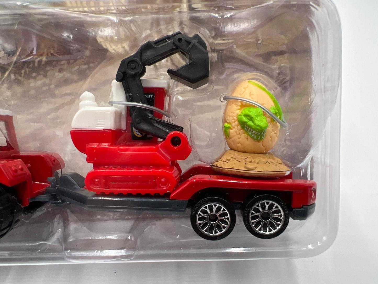 Matchbox Hitch N Haul Dino Dig Troop Carrier & Excavator 168B