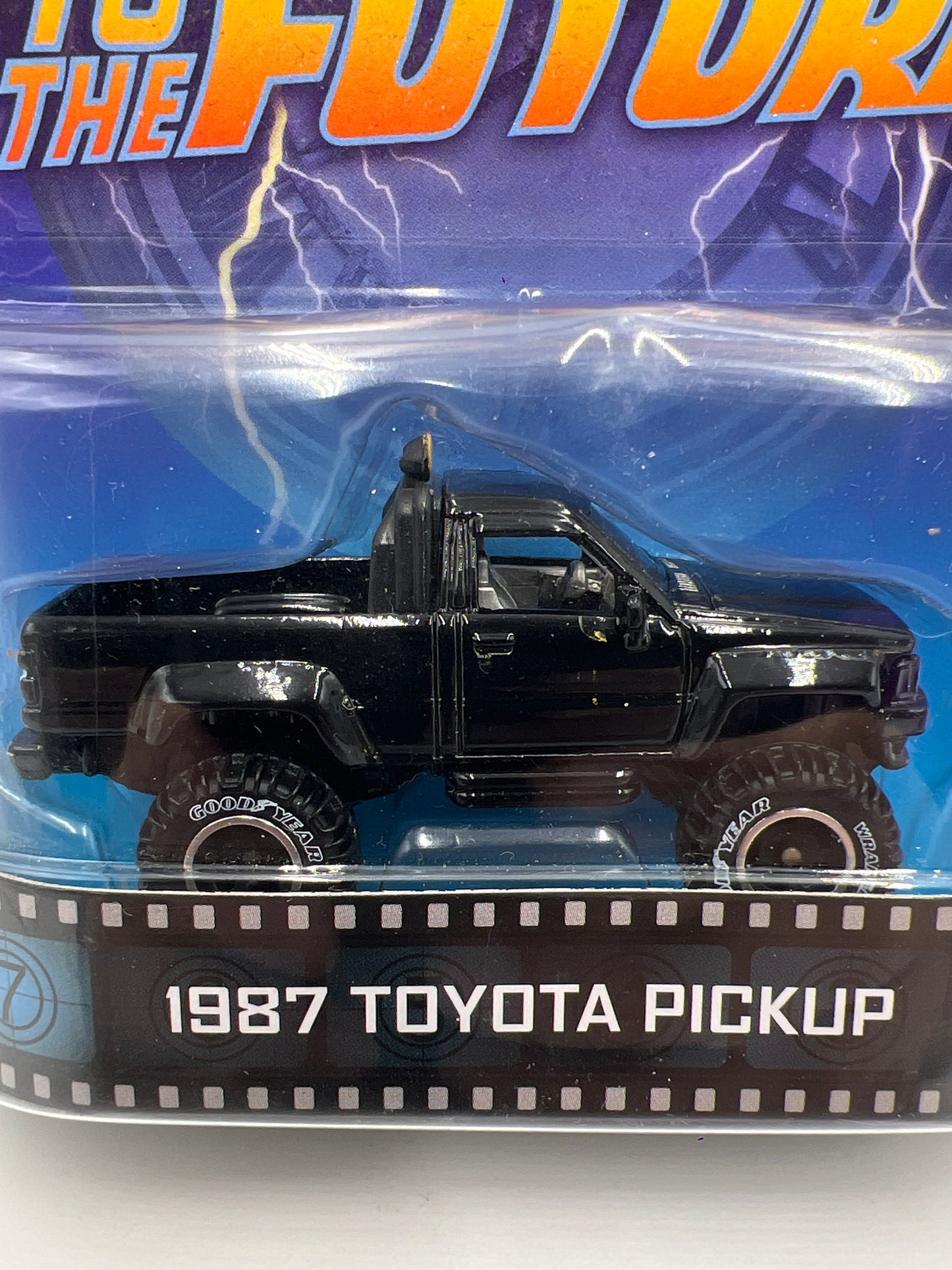 Hot Wheels Retro Entertainment Back To The Future 1987 Toyota Pickup Black W/Protector
