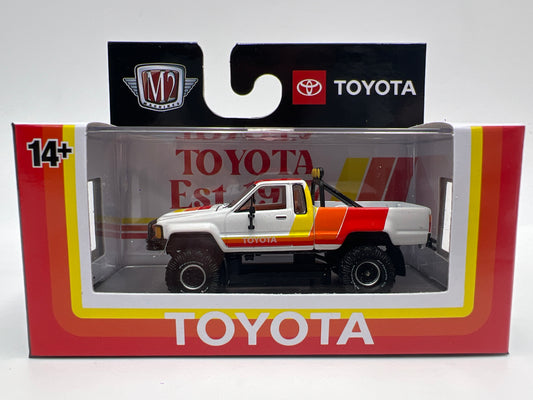 2026 M2 Machines WMTS22 Walmart Exclusive 1985 Toyota Truck White