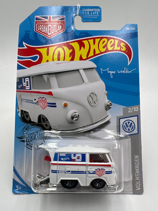 2019 Hot Wheels Volkswagen #136 Urban Outlaw Kool Kombi White 97E