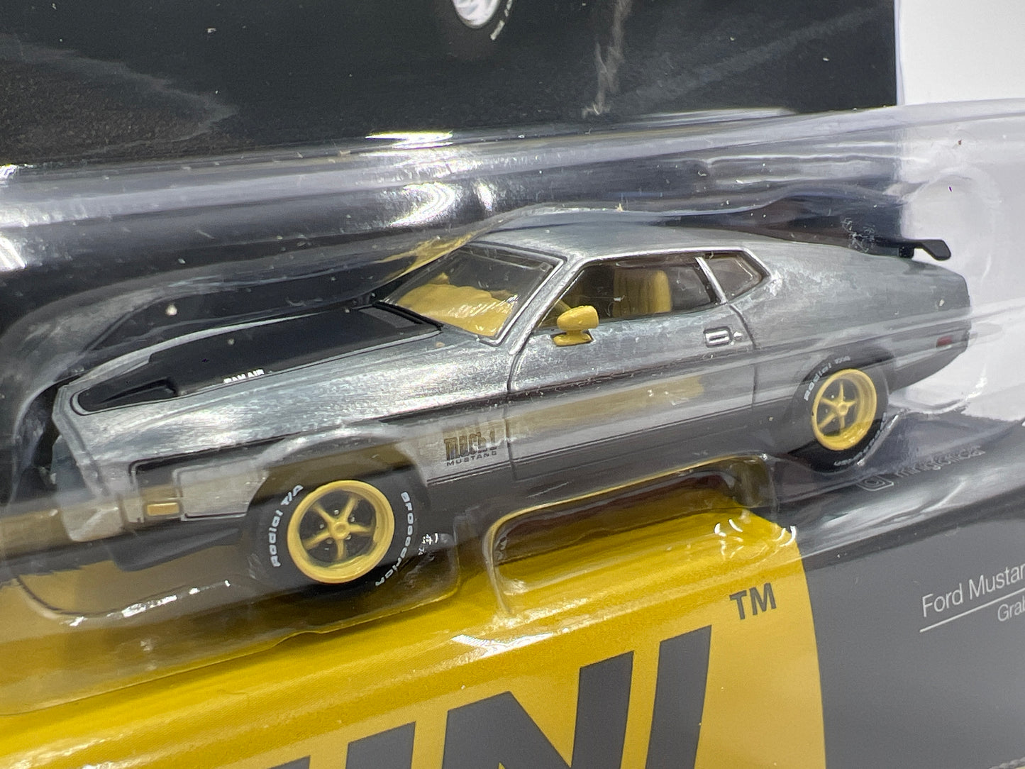 Mini GT #1139 CHASE Ford Mustang Mach1