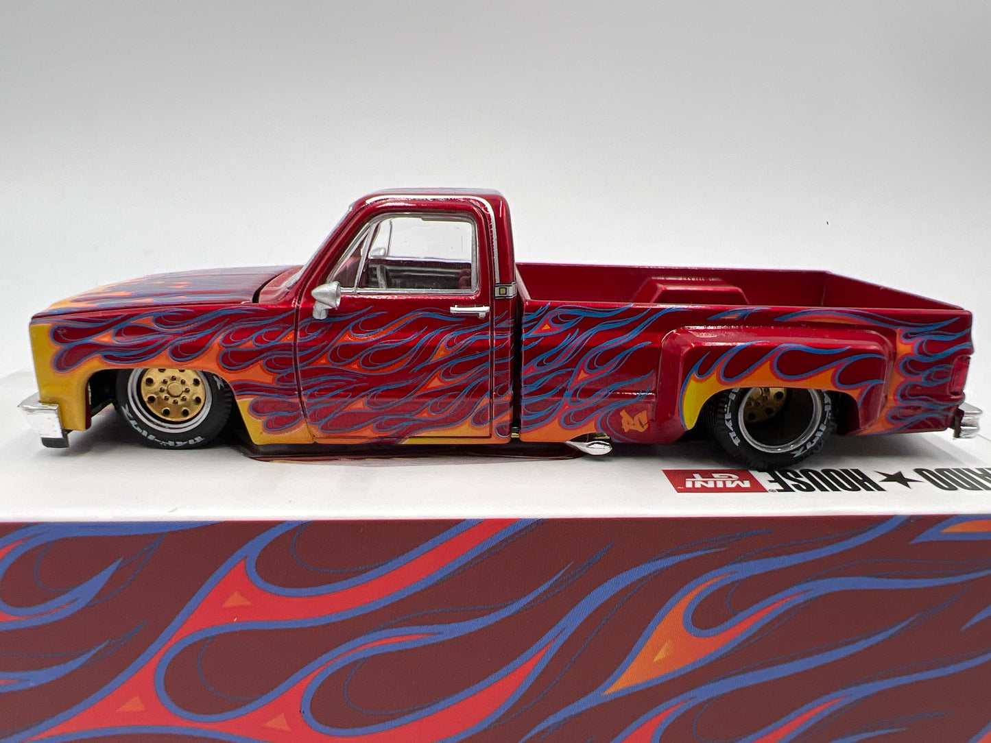 Mini GT x Kaido House #127 Chevrolet Silverado Dually On Fire V1