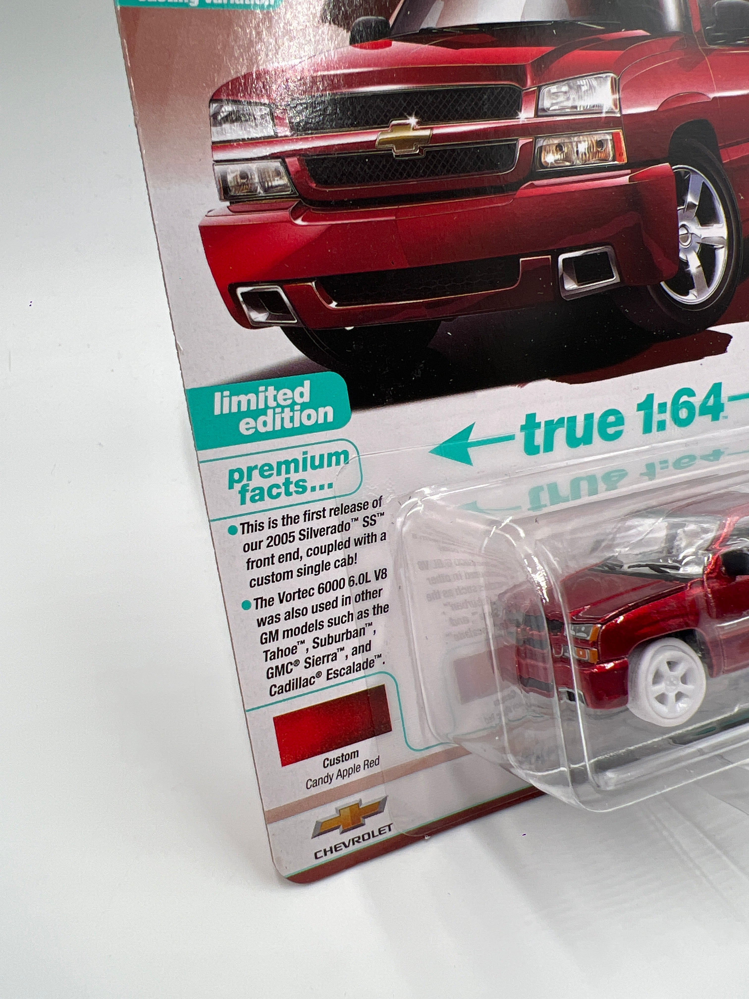 2025 Auto World Muscle Trucks CHASE Release 1 Version B 2005 Chevy