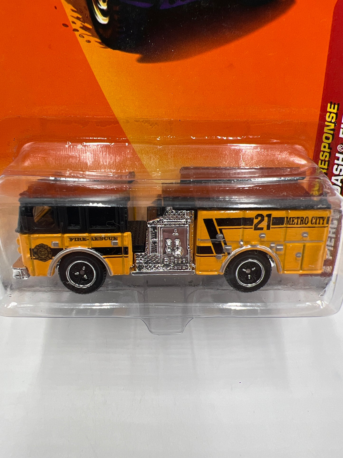 Matchbox Emergency Response #56 Pierce Dash Fire Truck Yellow/Black 216J