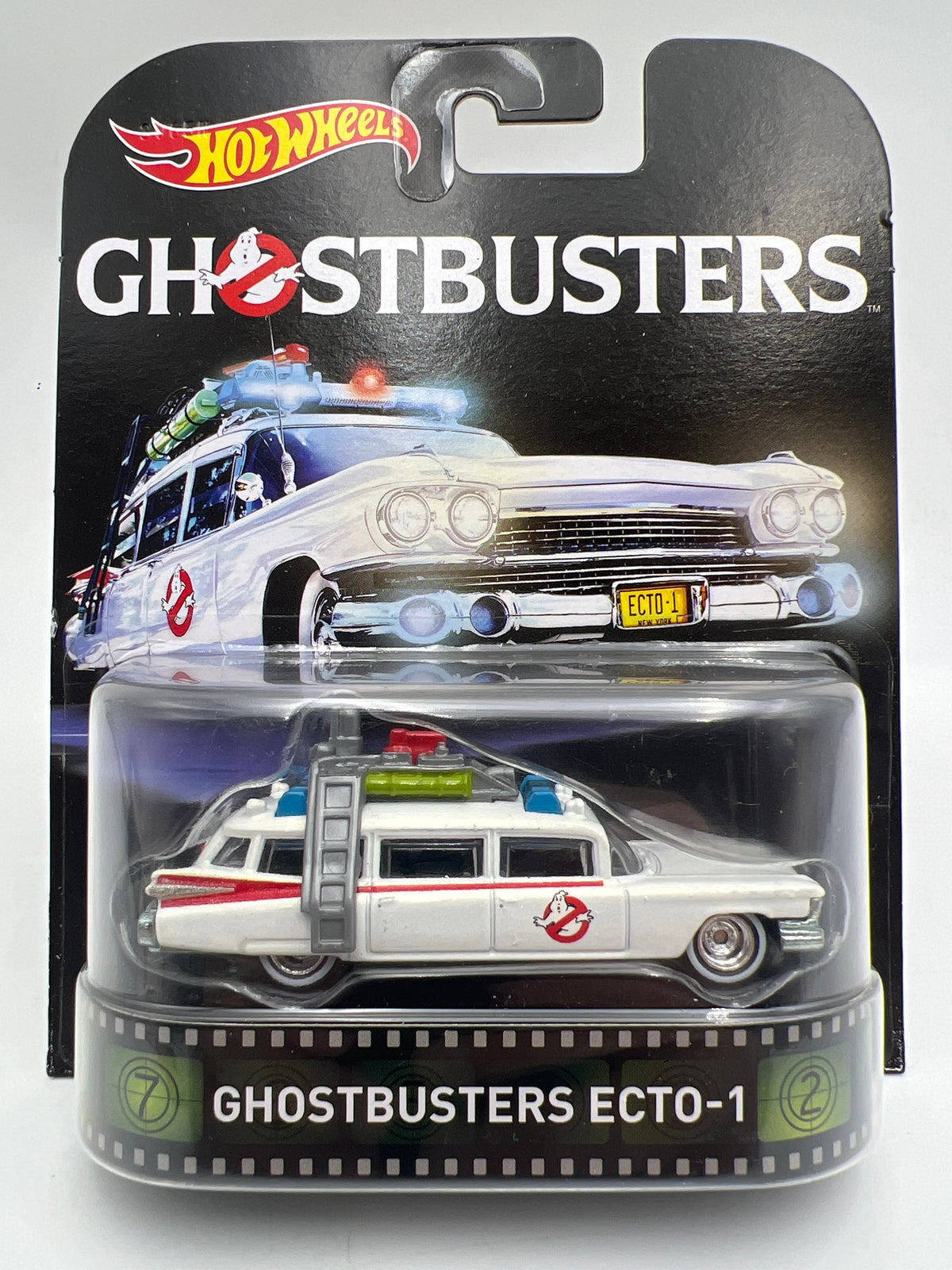 Hot Wheels Retro Entertainment Ghostbusters Ecto-1 White W/Protector