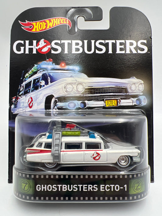 Hot Wheels Retro Entertainment Ghostbusters Ecto-1 White W/Protector