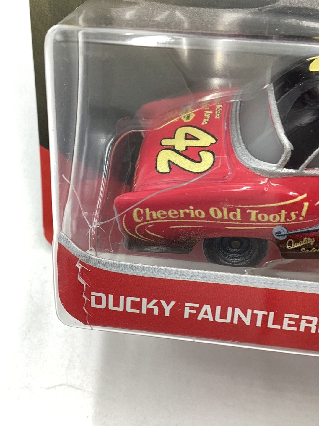 2021 Disney Pixar Cars Metal series Ducky Fauntleroy (Cracked Blister)