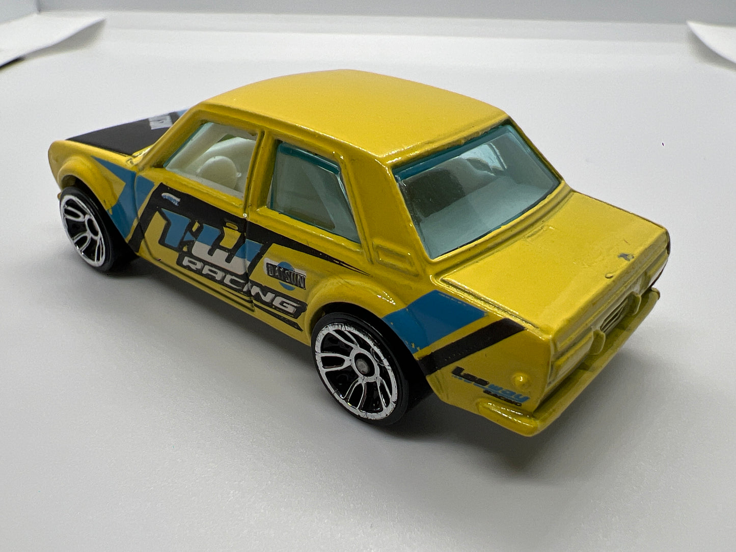 2010 Hot Wheels 1/64 Nightburnerz Datsun Bluebird 510 Yellow Loose