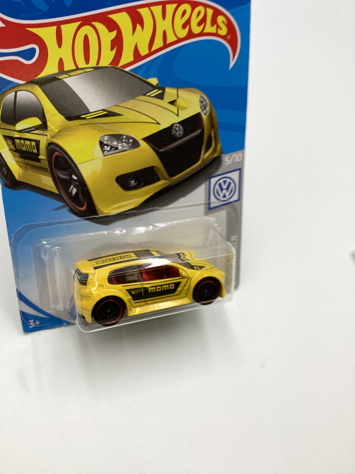 2019 Hot Wheels #19 Volkswagen Golf GTI Yellow Momo 96B