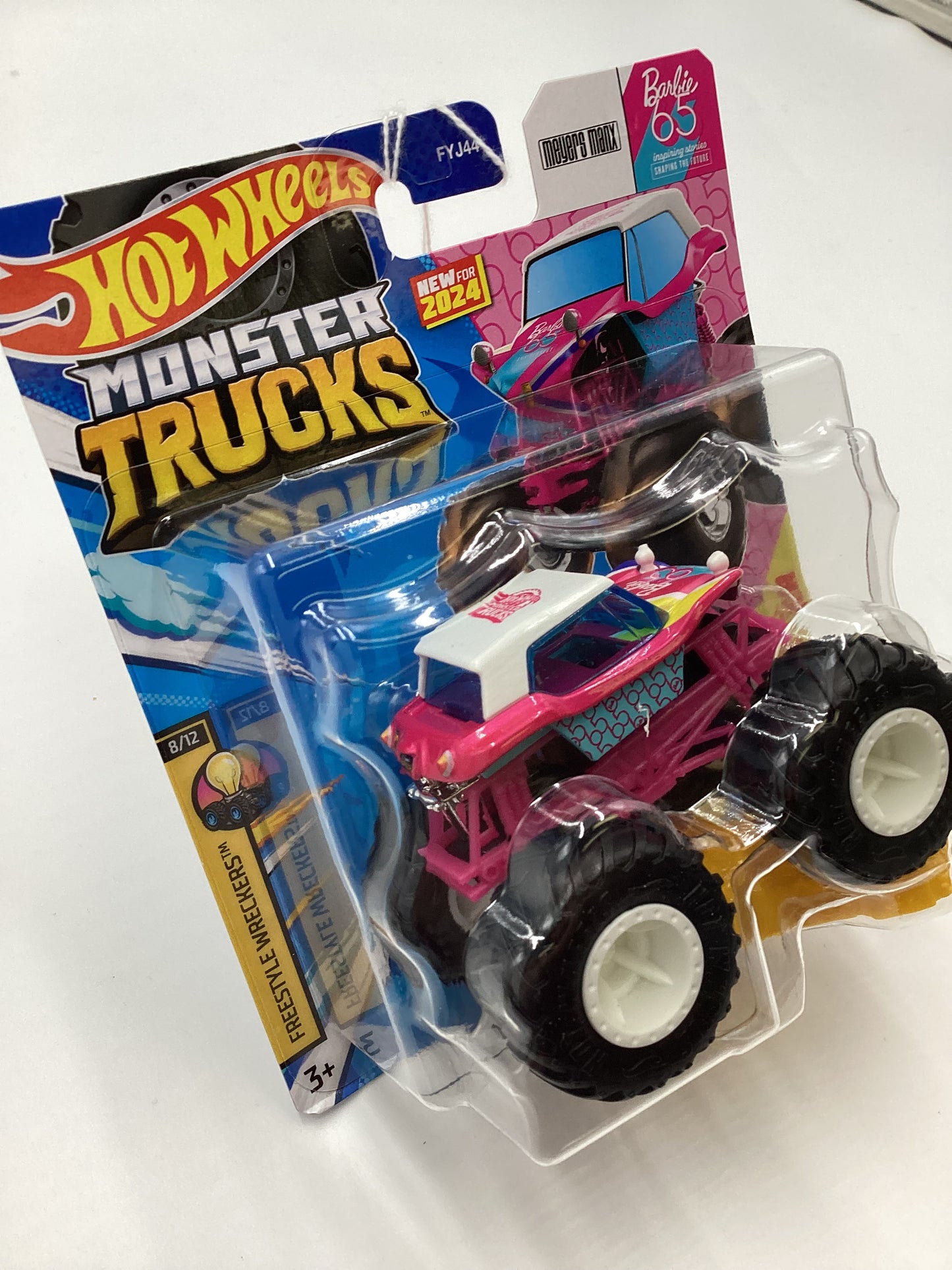 2024 Hot wheels Monster Trucks Freestyle Wreckers #8 Meyers Manx Barbie Pink 132A