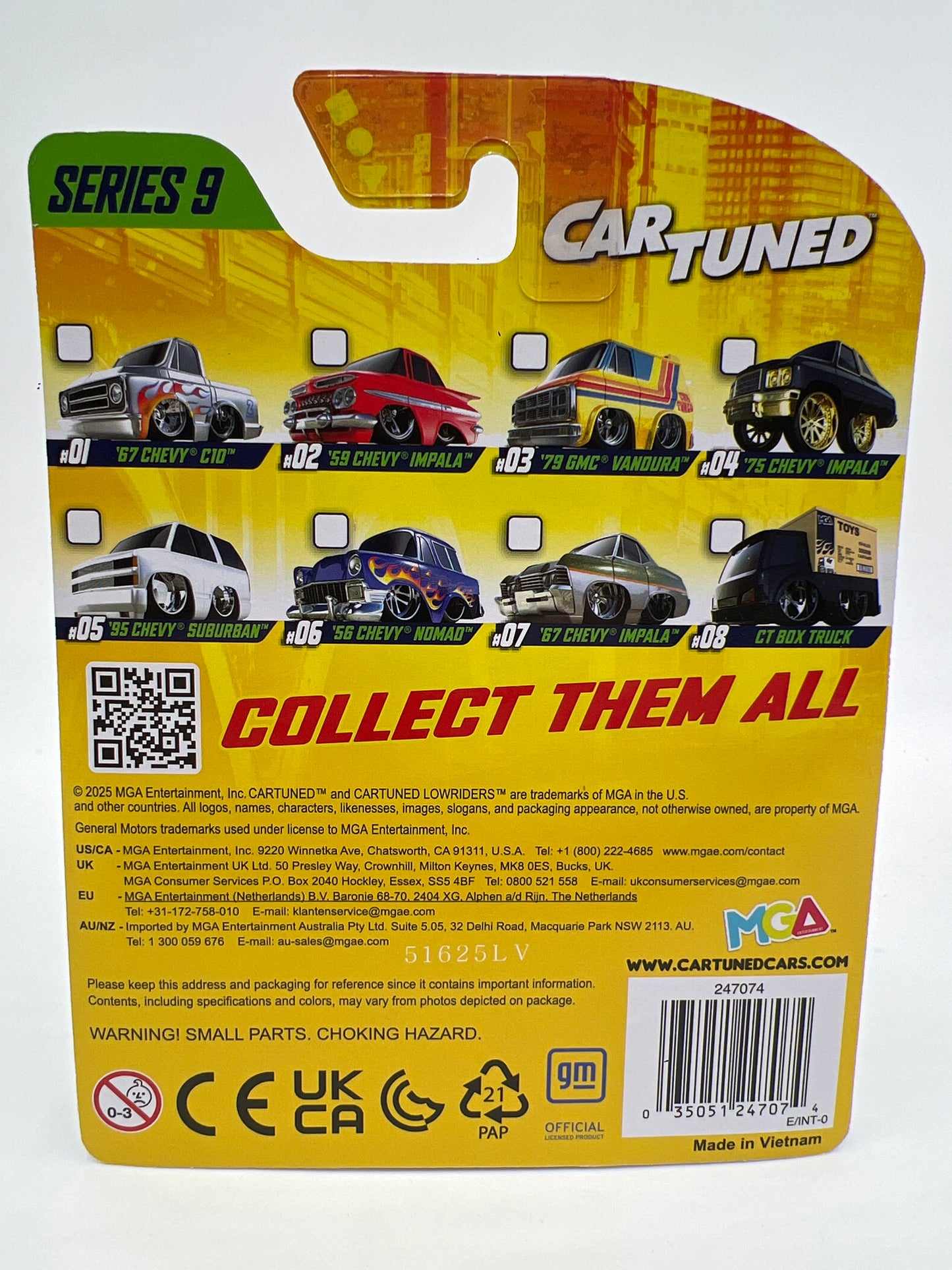 MGA Car Tuned Series 9 #5 95 Chevy Suburban White 178E