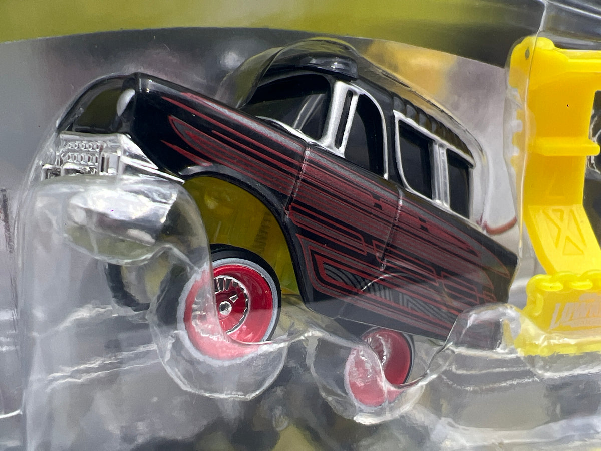 MGA Car Tuned Series 4 Show Glow Lowriders #6 56 Chevy Nomad Black/Red