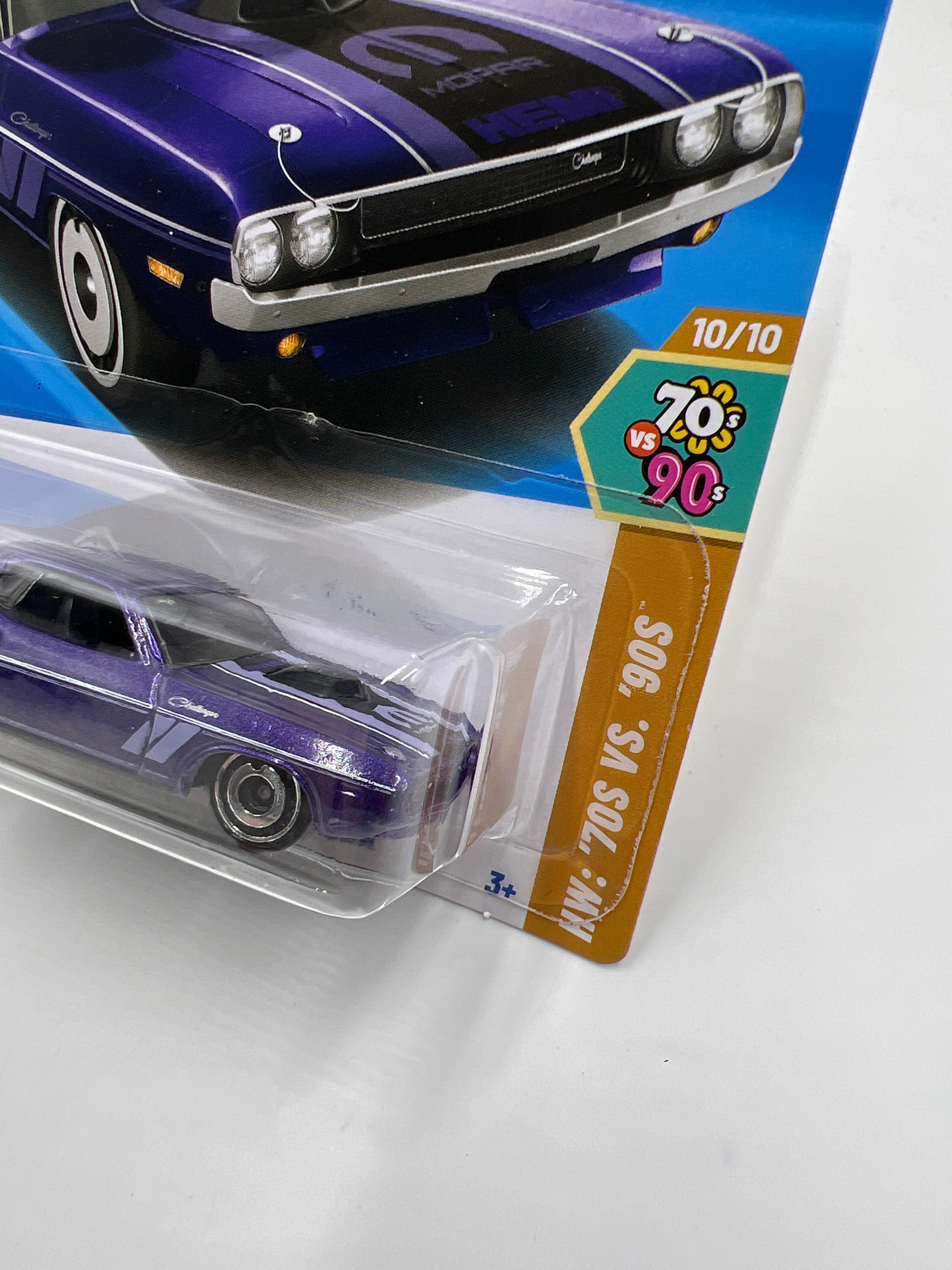 2025 Hot Wheels J Case HW 70s Vs 90s #164 70 Dodge Hemi Challenger