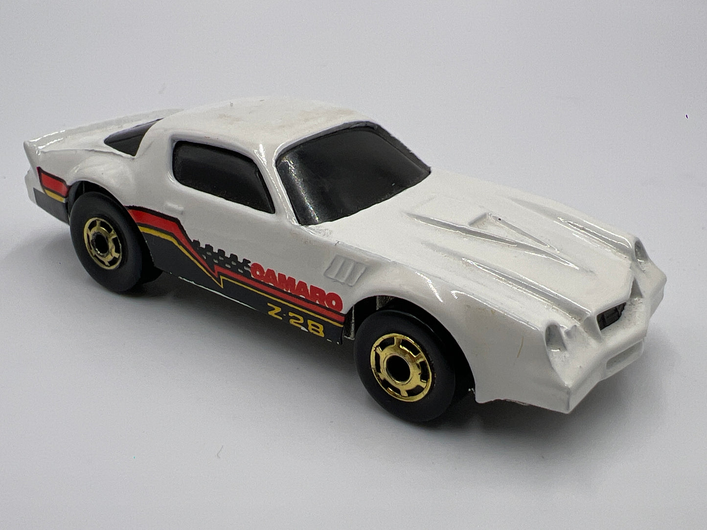 Hot Wheels Blackwall 3 Pack Stamper Exclusive 1982 Chevy Camaro Z-28 White GHO Wheels Loose