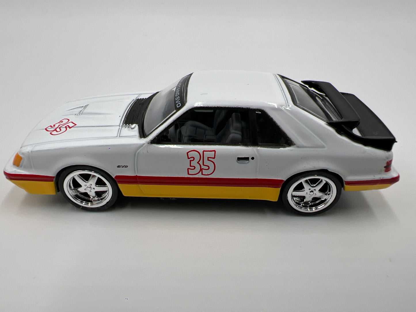 Auto World 1/64 Target Exclusive Deluxe 4 Pack Release 2 Version A 1986 Ford Mustang SVO White Loose