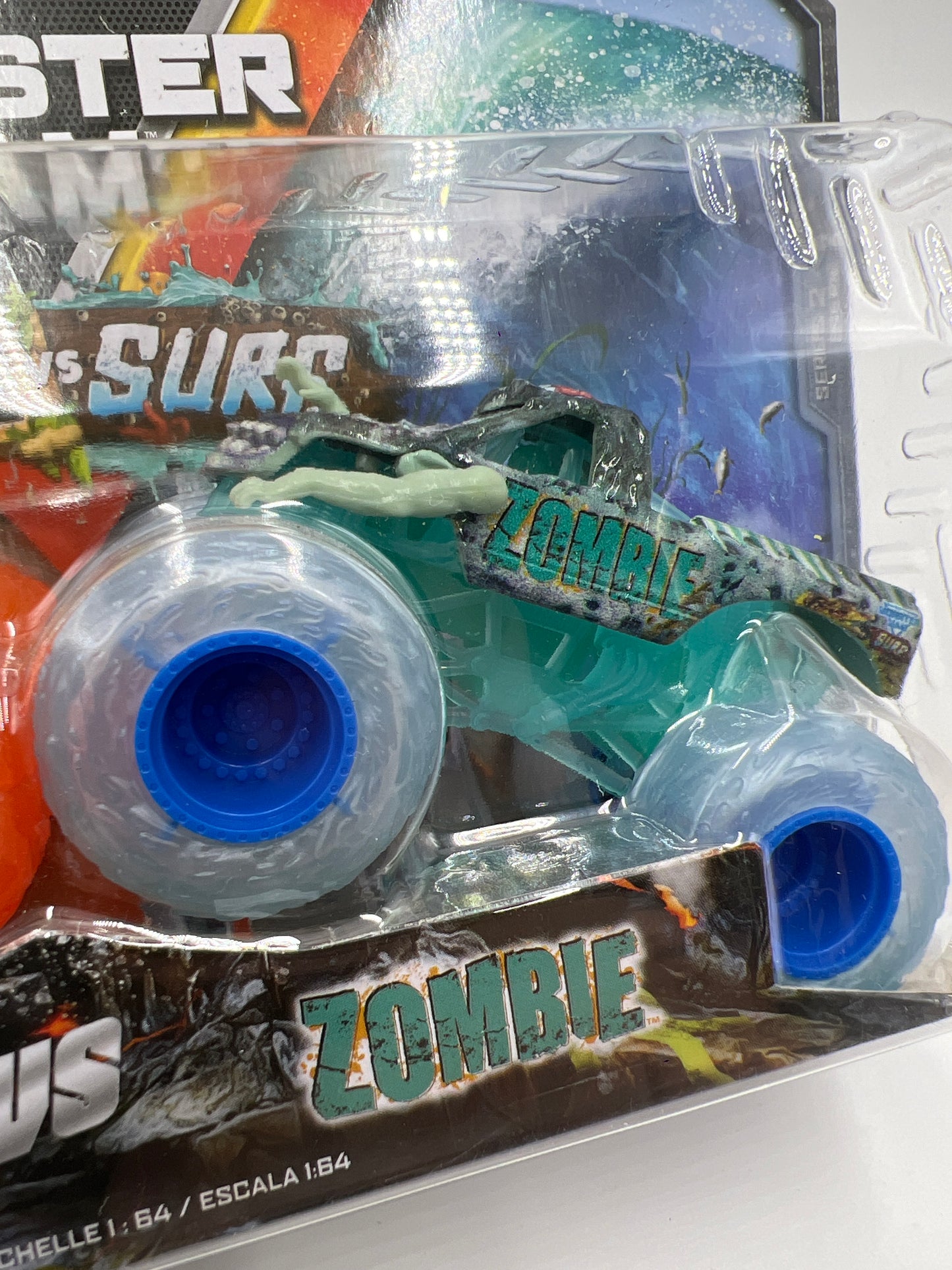 Monster Jam Earth Vs Surf Series 2 Walmart Exclusive Max-D Vs Zombie