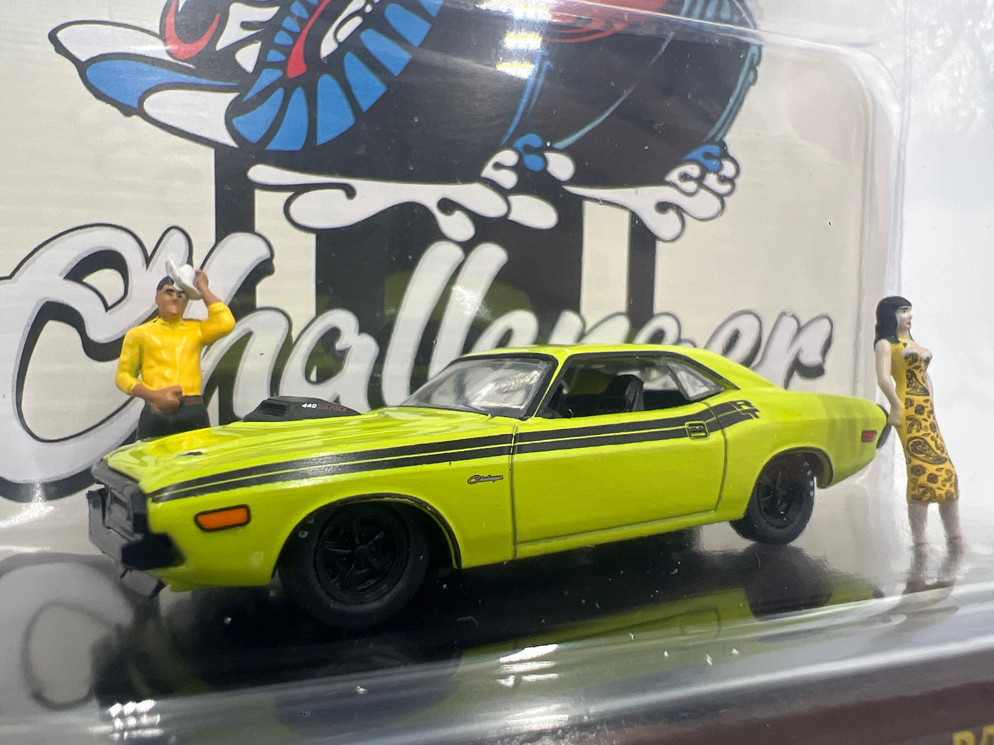 M2 Machines Diorama CHASE 1971 Dodge Challenger R/T Green R13