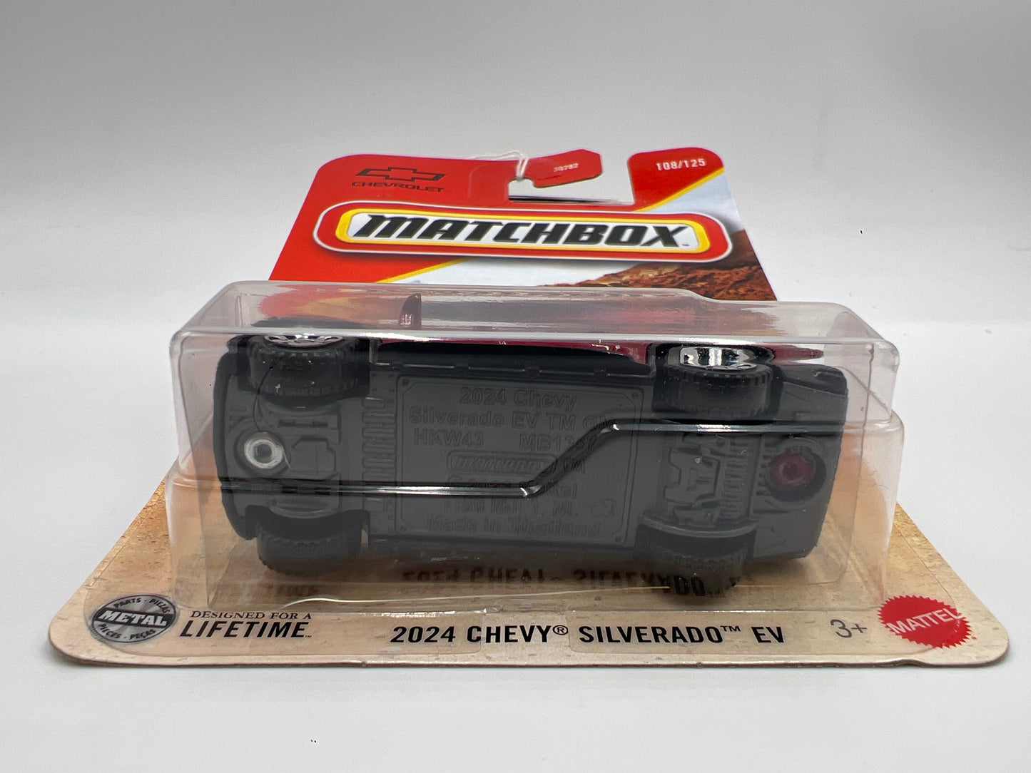 2025 Matchbox #108 2024 Chevy Silverado EV Red 209F