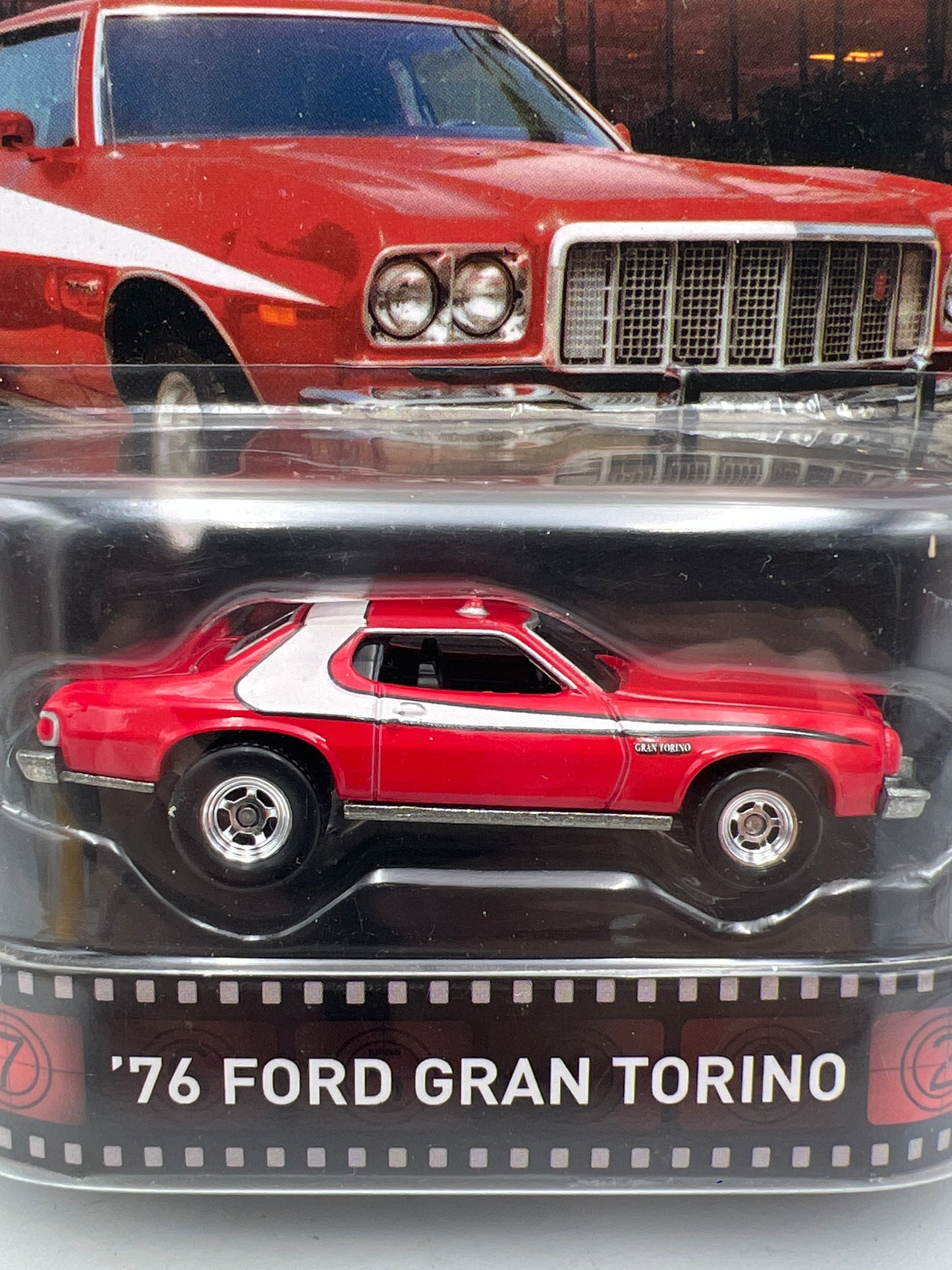 Hot Wheels Retro Entertainment Starsky & Hutch 76 Ford Gran Torino Red W/Protector
