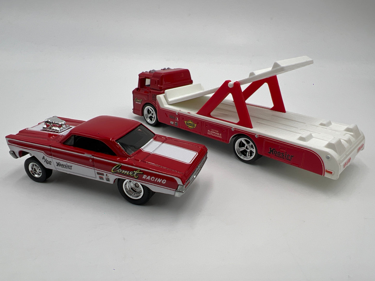 Hot Wheels 1/64 Premium Team Transport #28 65 Mercury Comet Cyclone & Ford C-800 Red Loose