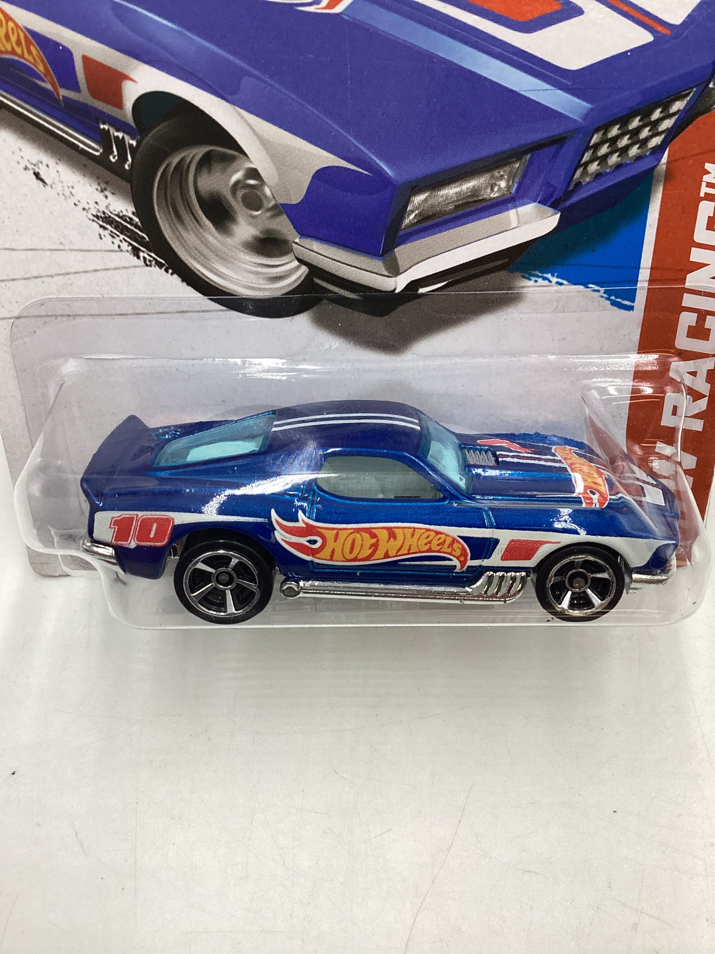 2013 Hot wheels #108 Blvd. Bruiser Blue 12i