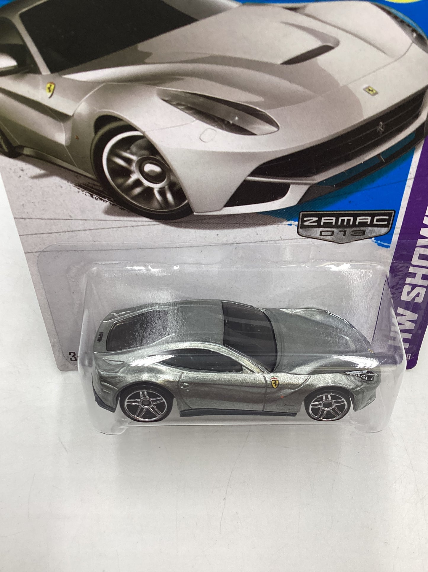 2013 Hot Wheels #174 Zamac FerrariF12Berlinetta with protector