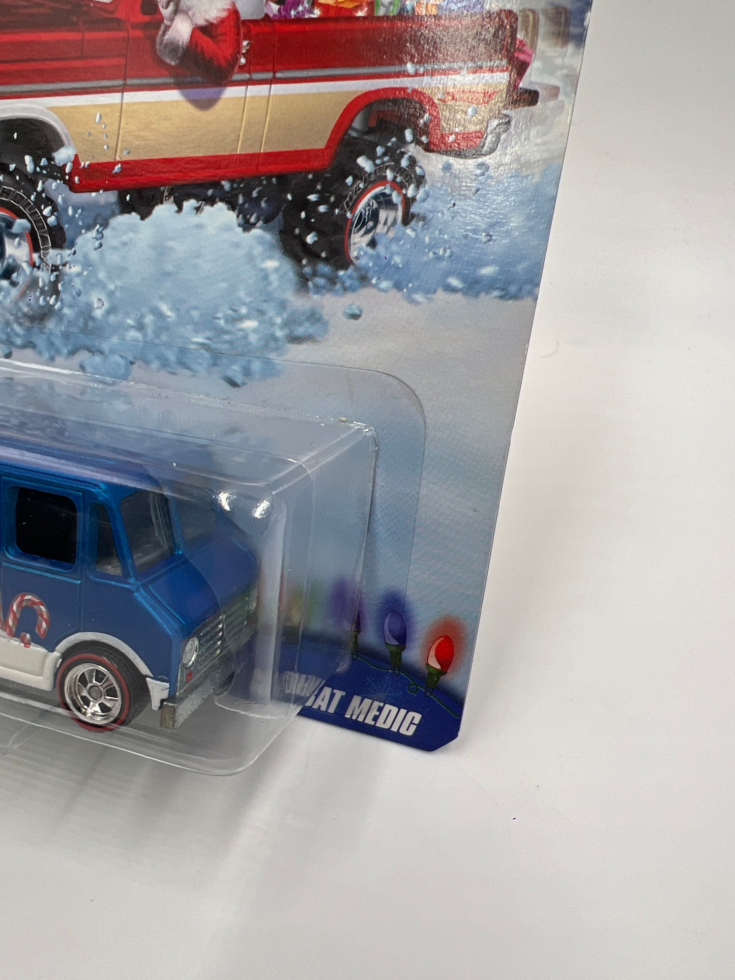 2009 Hot Wheels Holiday Rods #6 Combat Medic Blue W/Real Riders 245Q