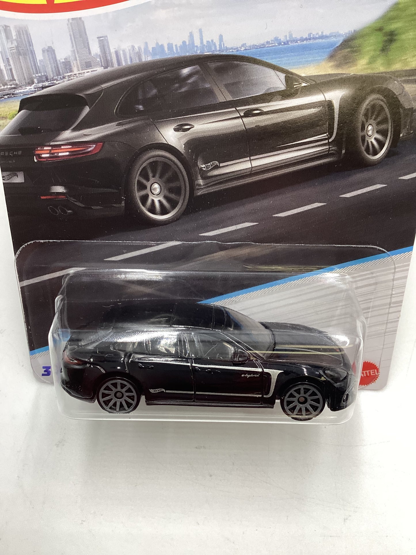 Hot Wheels Walmart Exclusive Luxury Sedans #1 Porsche Panamera Turbo S E-Hybrid Sport Turismo Black