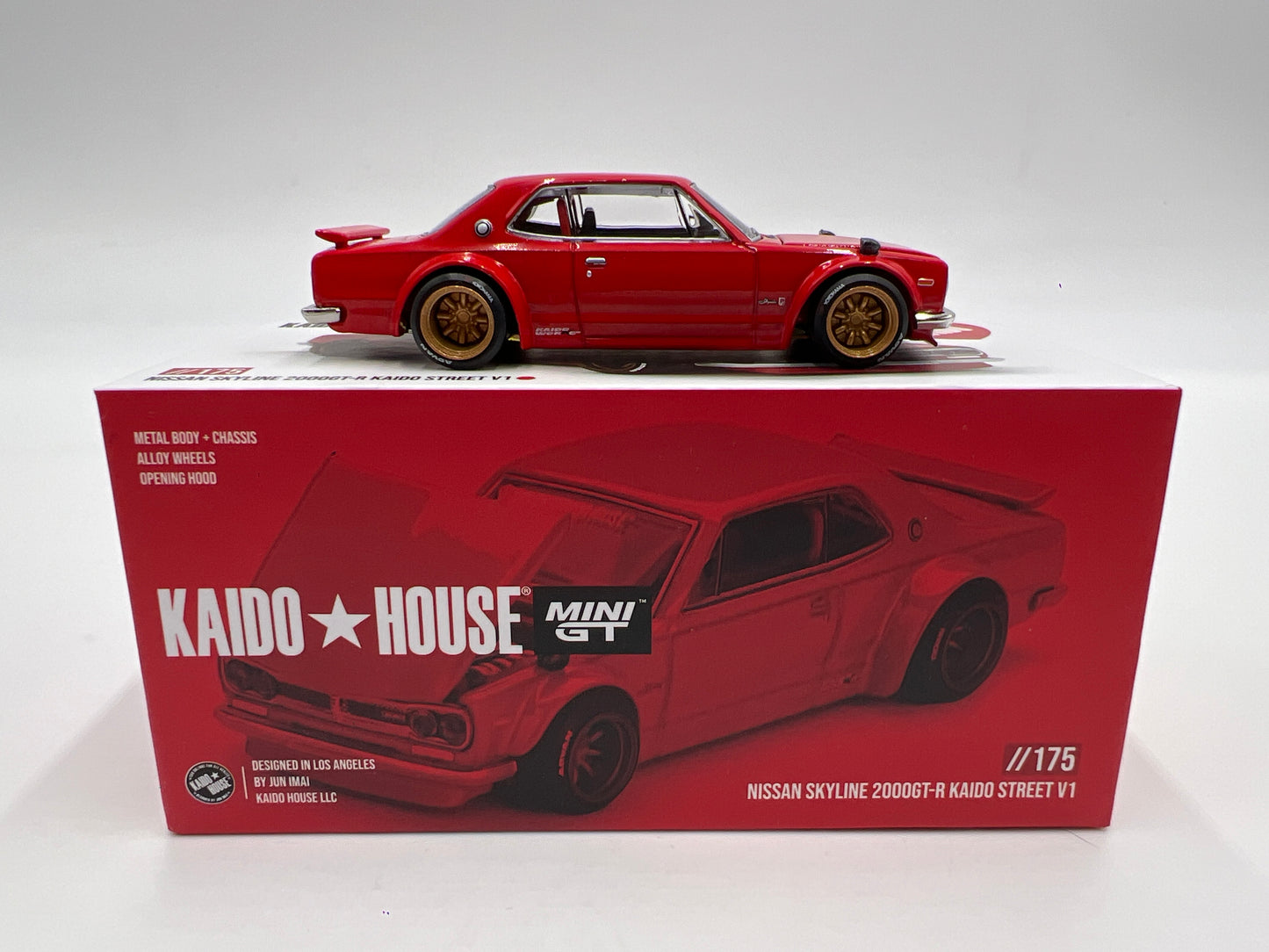 Mini GT Kaido House #175 Nissan Skyline 2000GT-R Kaido Street V1 Red