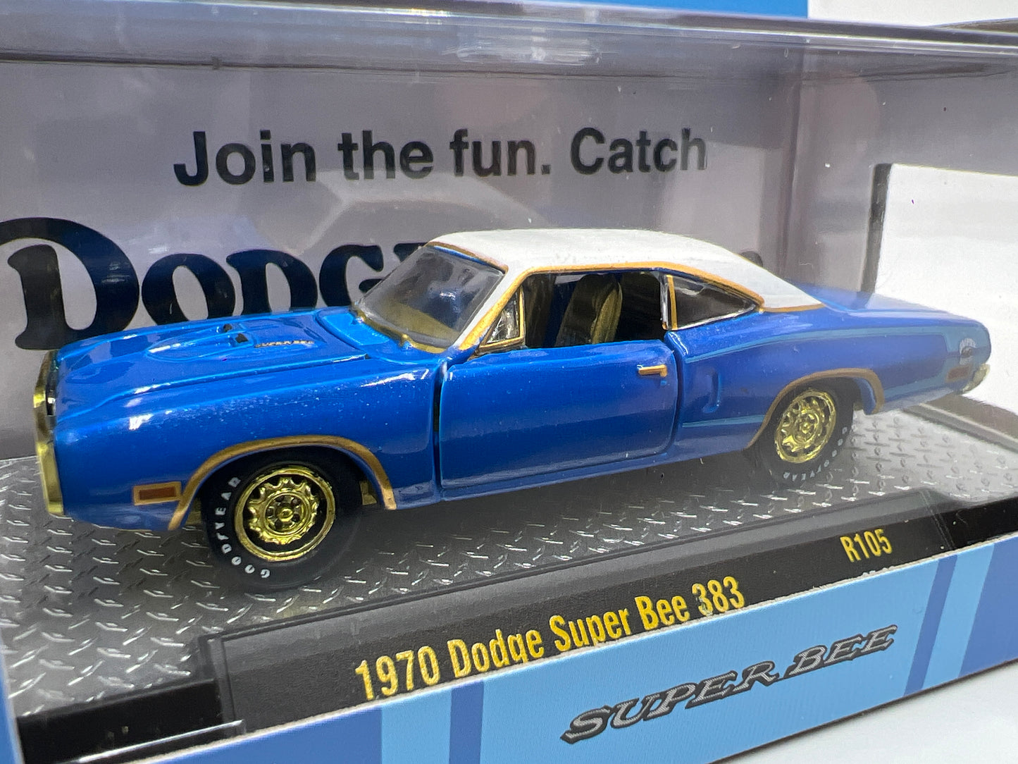 M2 Machines R105 CHASE 1970 Dodge Super Bee 383 Blue
