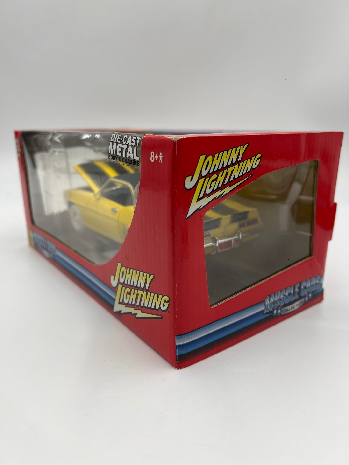 Johnny Lightning 1:24 Scale White Lightning Muscle Cars Chase 1969 Chevy Camaro Z28 Yellow VHTF