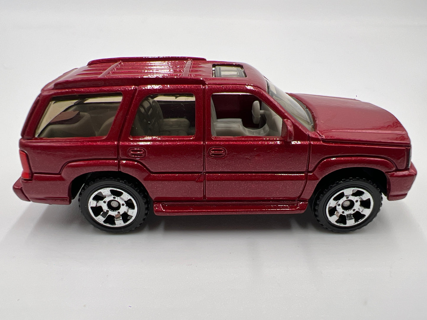 Matchbox 1/64 Cadillac Escalade Red Loose