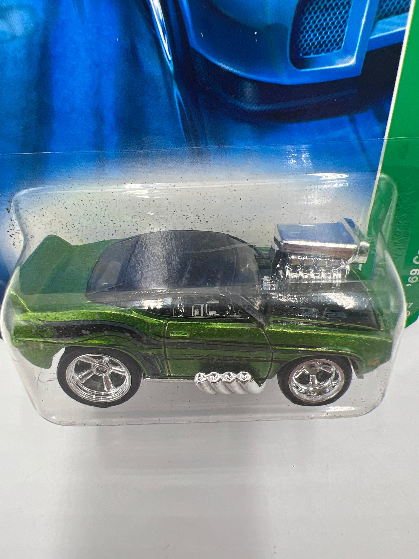 2007 Hot Wheels Super Treasure Hunt #123 69 Camaro Z28 Tooned Green W/ Protector *Cracked Blister & Flaking*