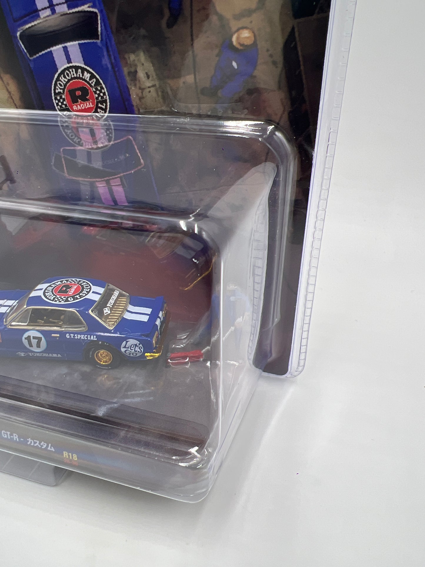 M2 Machines R18 Diorama Yokohama CHASE 1971 Nissan Skyline GT-R Blue